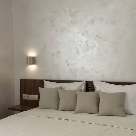 فندق The Village Wine 3*
