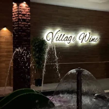 The Village Wine فندق
