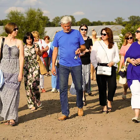 The Village Wine 3* Chernyakhov