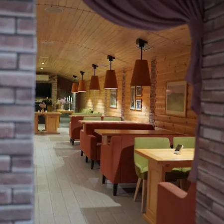 The Village Wine 3*