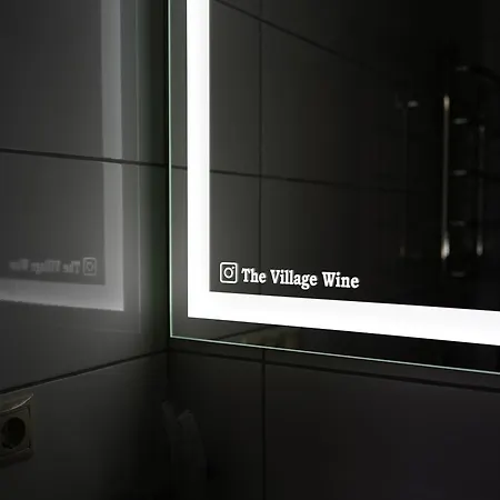 فندق The Village Wine