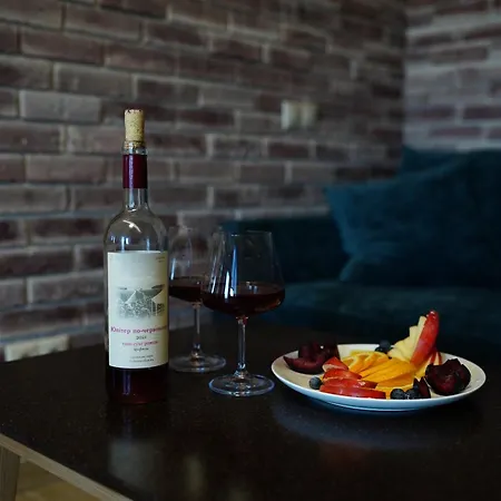 فندق The Village Wine Chernyakhov