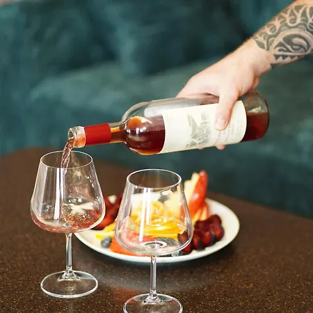 The Village Wine Hotel Chernyakhov
